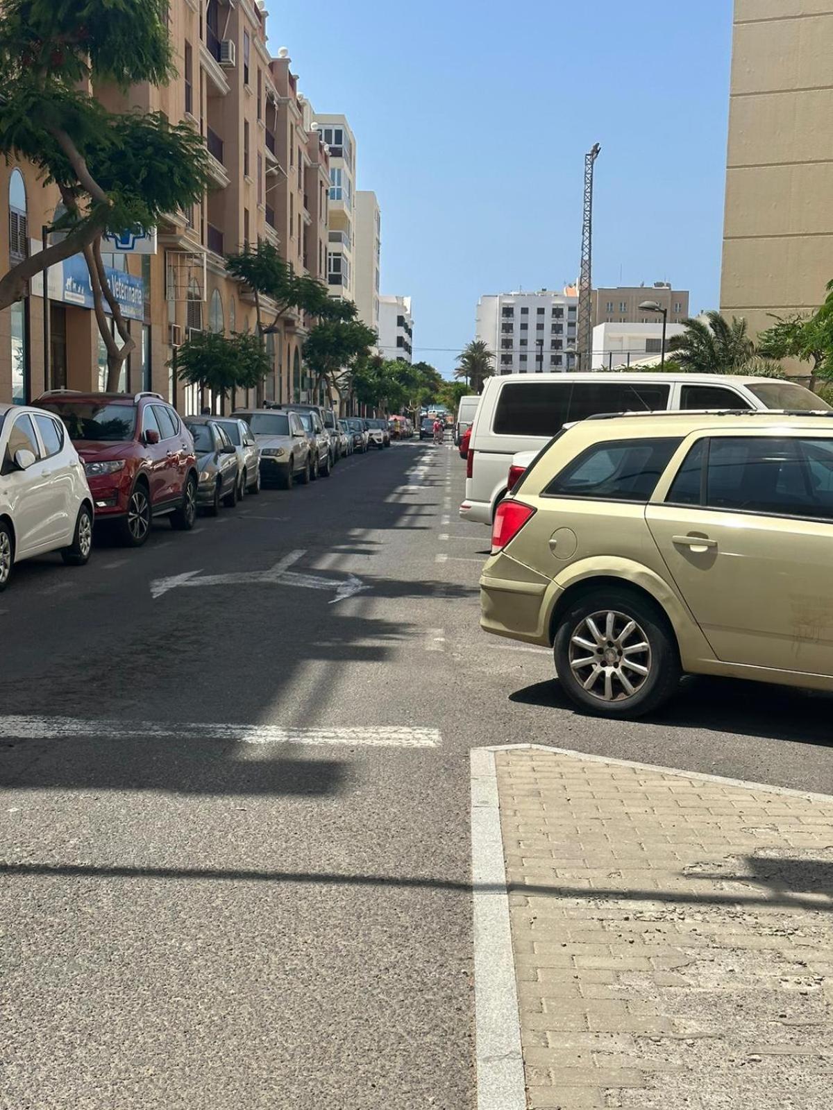 Vivienda En Arrecife De 4 Habitaciones ภายนอก รูปภาพ