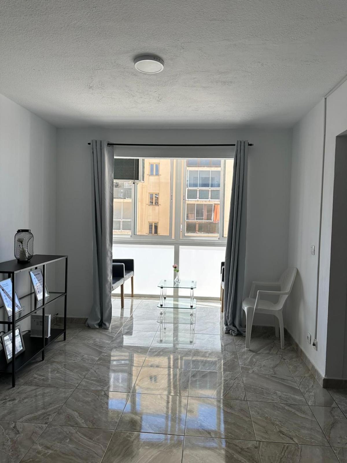 Vivienda En Arrecife De 4 Habitaciones ภายนอก รูปภาพ